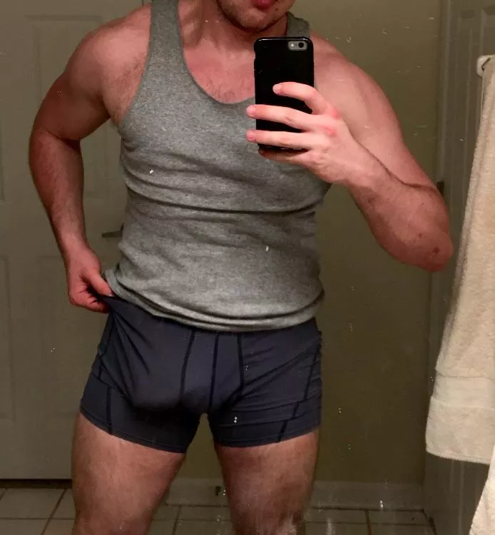 Any love for 6’5 thighs? 
