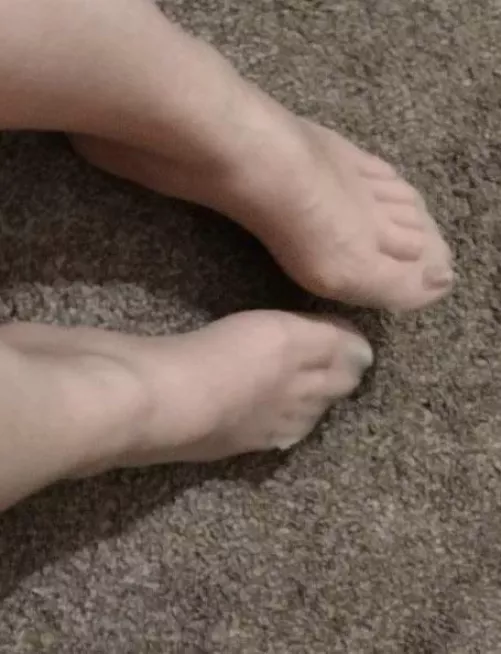 Baby moms feet 