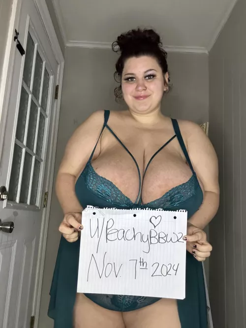 Custom content,sexting sessions,cam & more! Telegram - lunastarr89