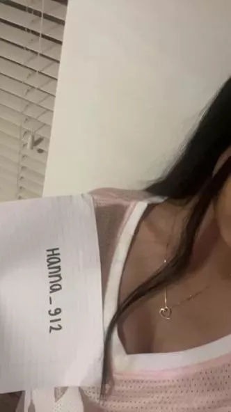 F19 dm me to get a JOI session 