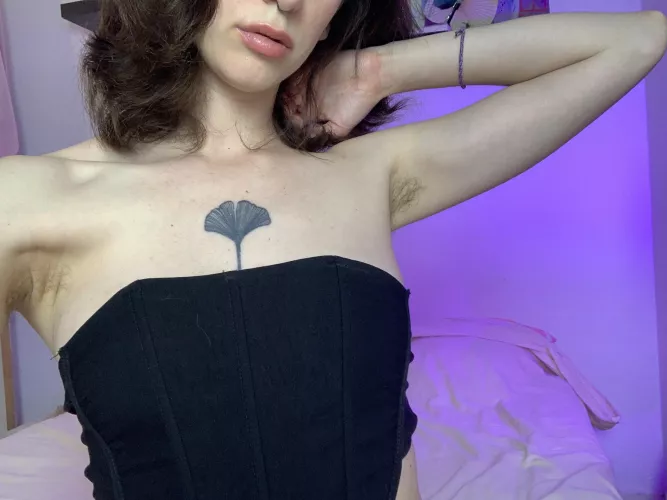 hairy latina with a kinky fetish