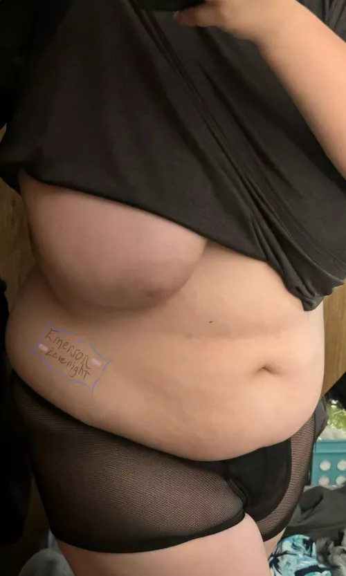 How bad do you wanna get under these boxers~? I’m dripping and ready 😜