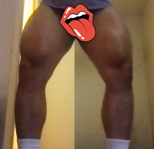 How you like my thighs? 