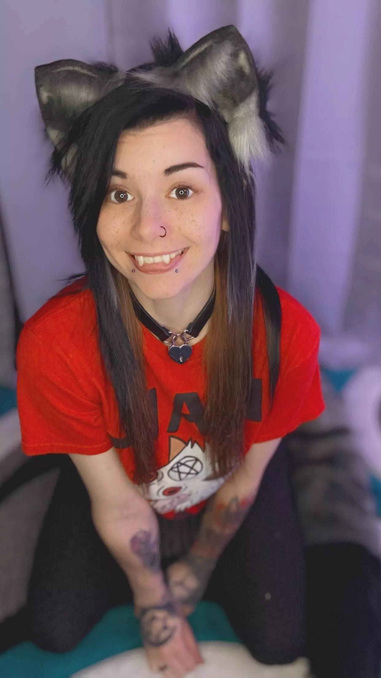 I'd be such a good pup. I know it. 🖤 