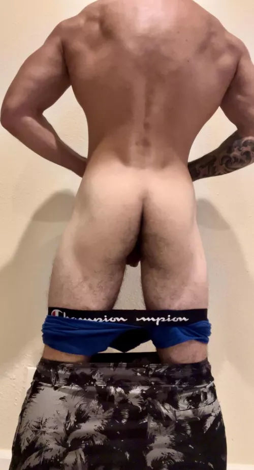 I’ll headlock you with my legs and crush your little head 😈😈