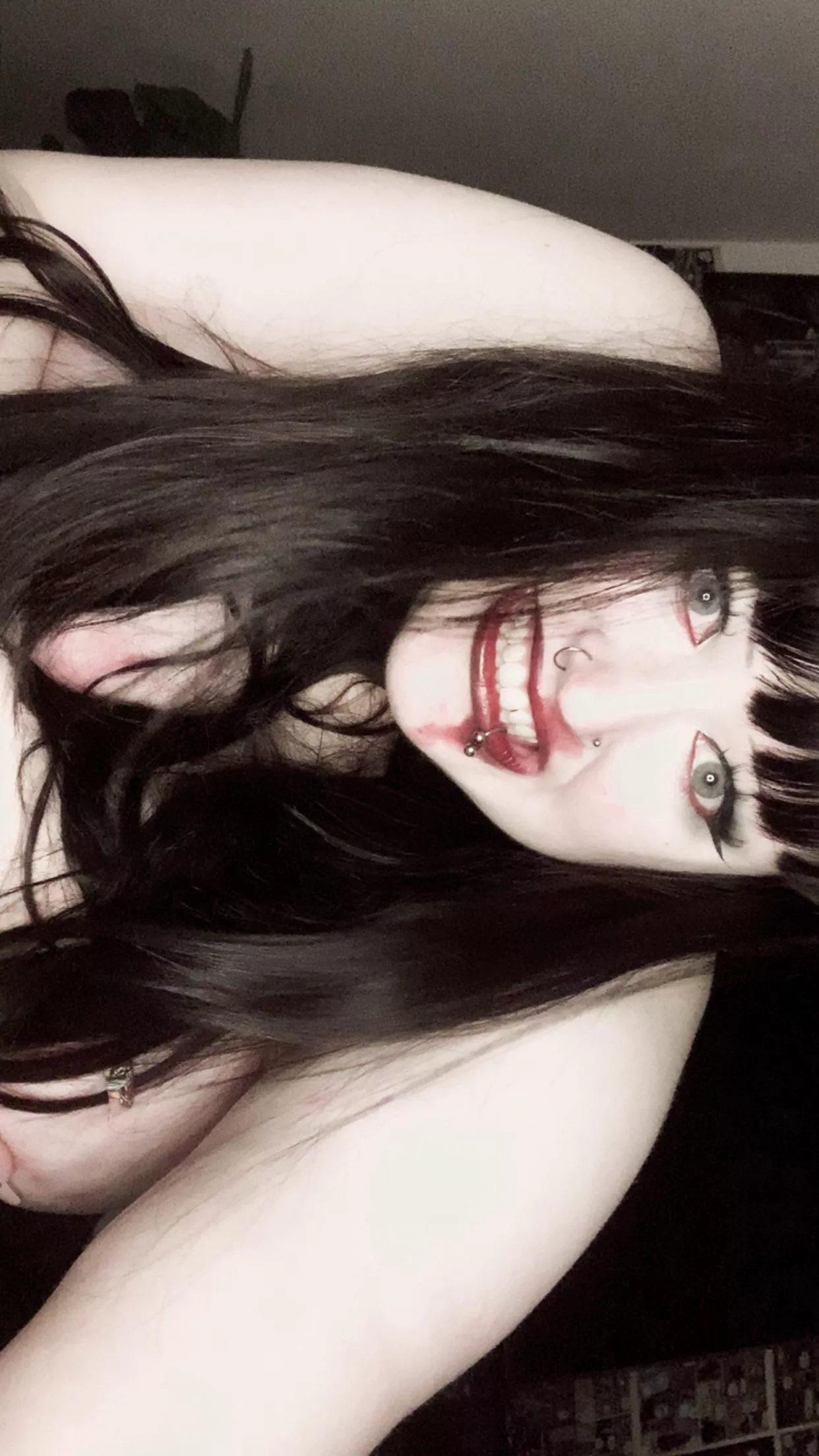 it’s hot but i stay hotter 