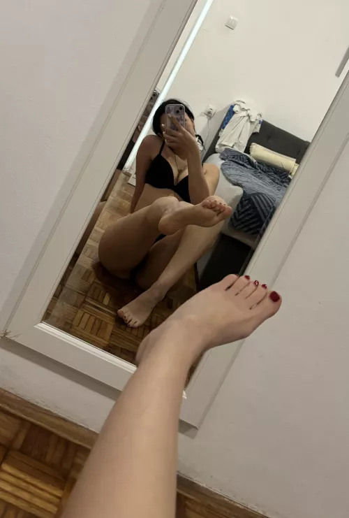 It’s time to spoil your queens feet 