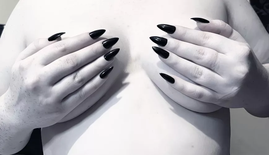 It’s Titty Tuesday. Have you done your job and sent today? 