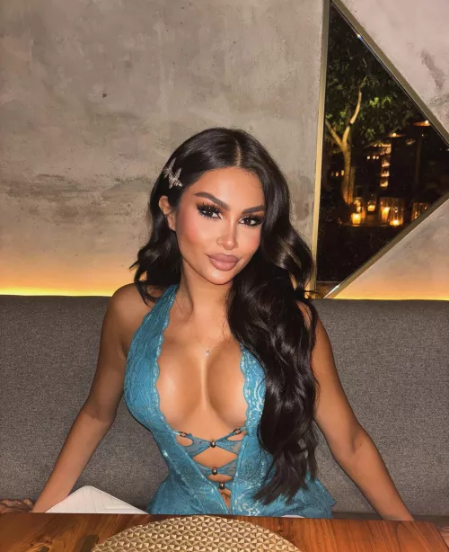 let's grab dinner and have me as your dessert