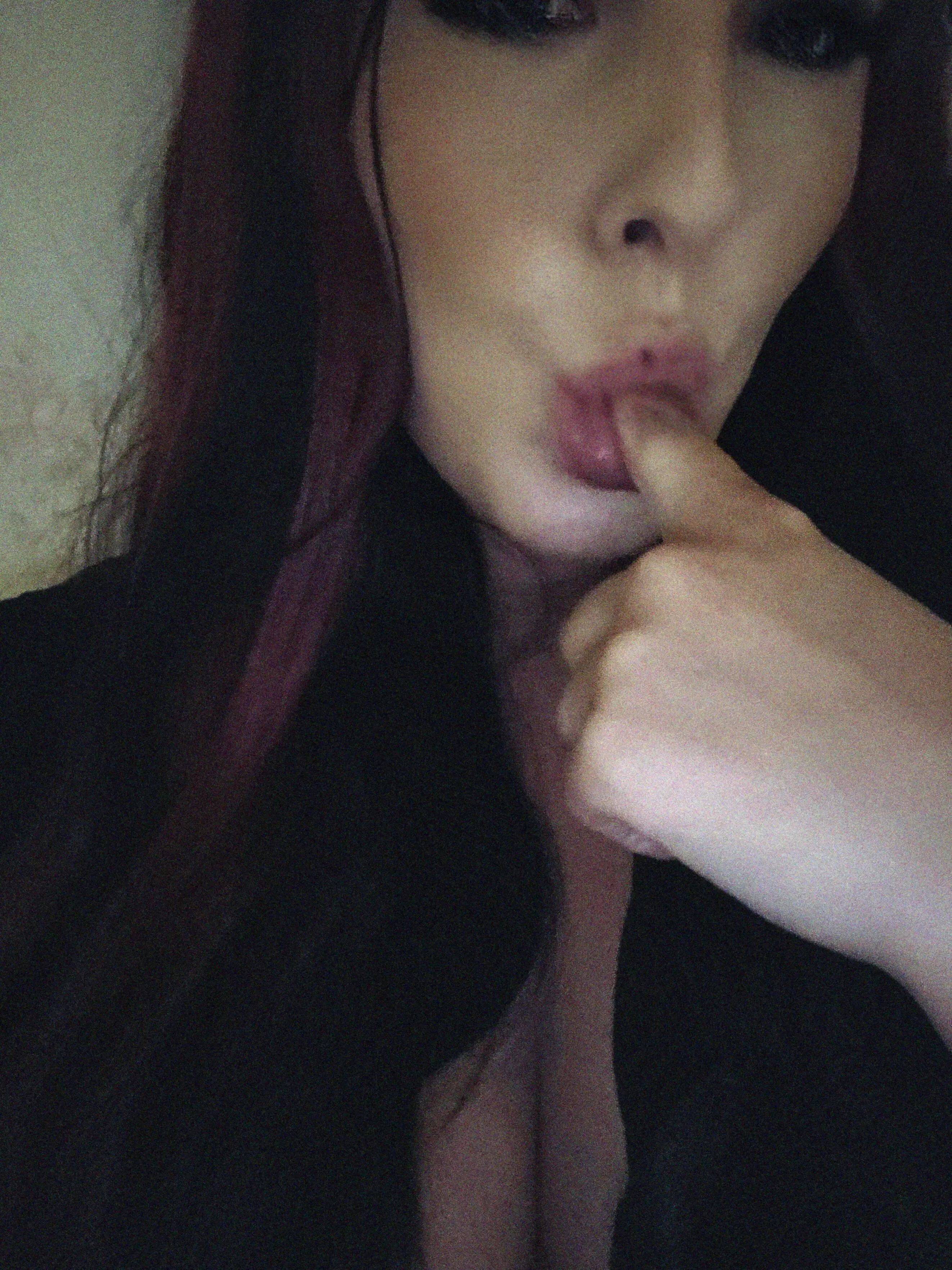 looking for someone to keep things interesting on this quiet day 27f