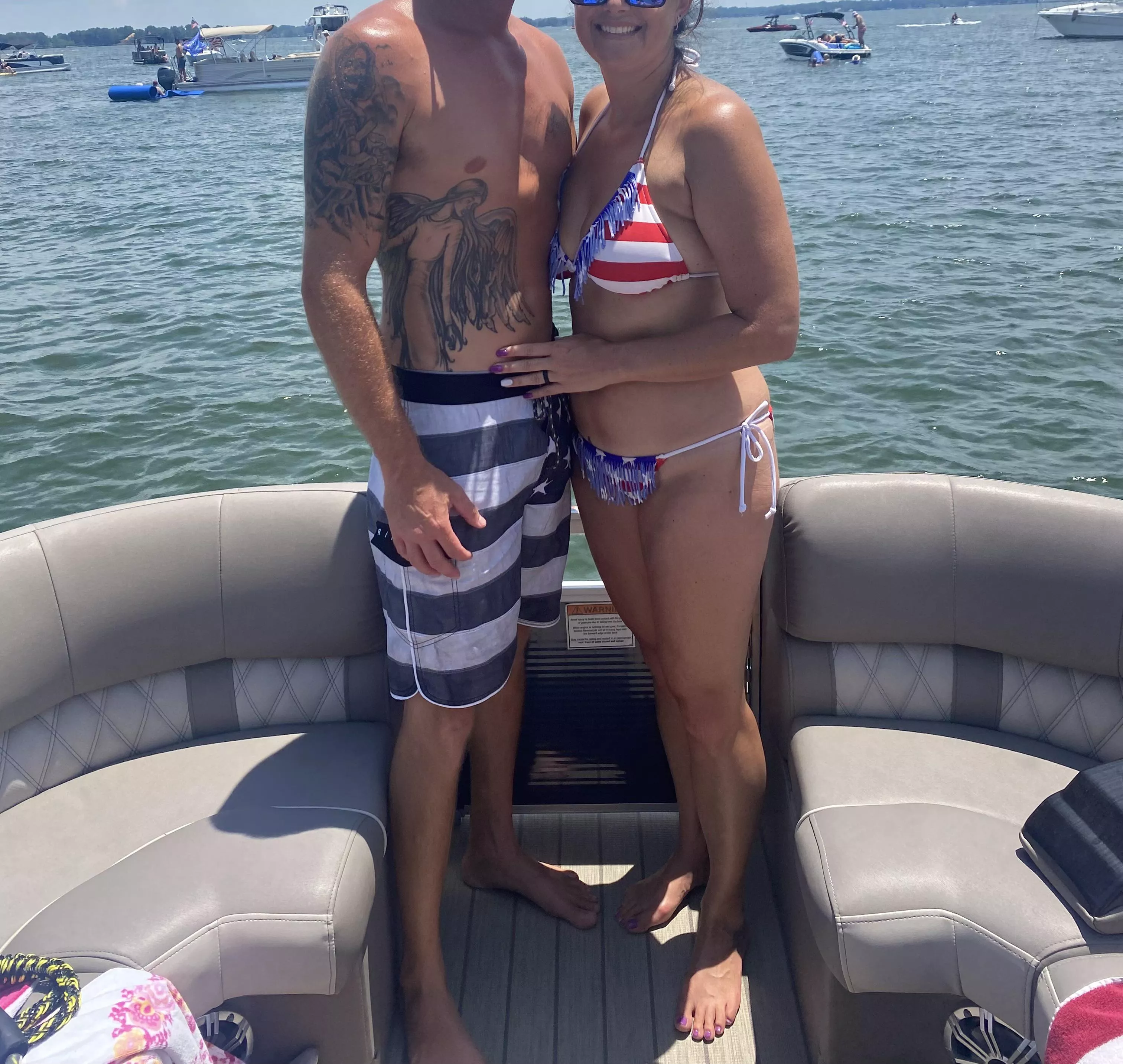 Looking to meet like minded couples 