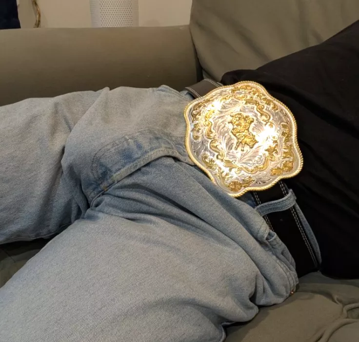 Meat in the pants 🤤 (28)