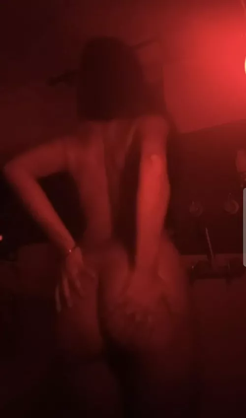 My ass is ready for the cock tonight 