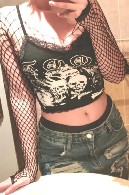 my friends think im a liberal but they couldnt be more wrong ❤️