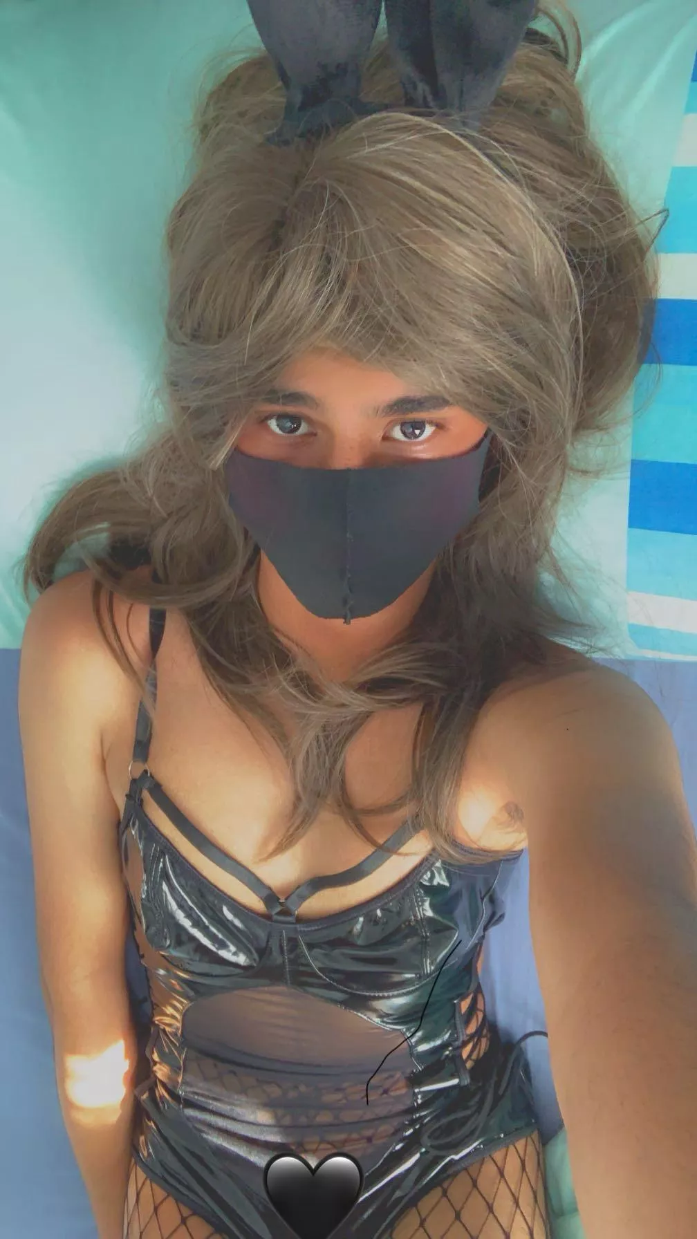 Need a man to spoil my slutty bengali ass 😝