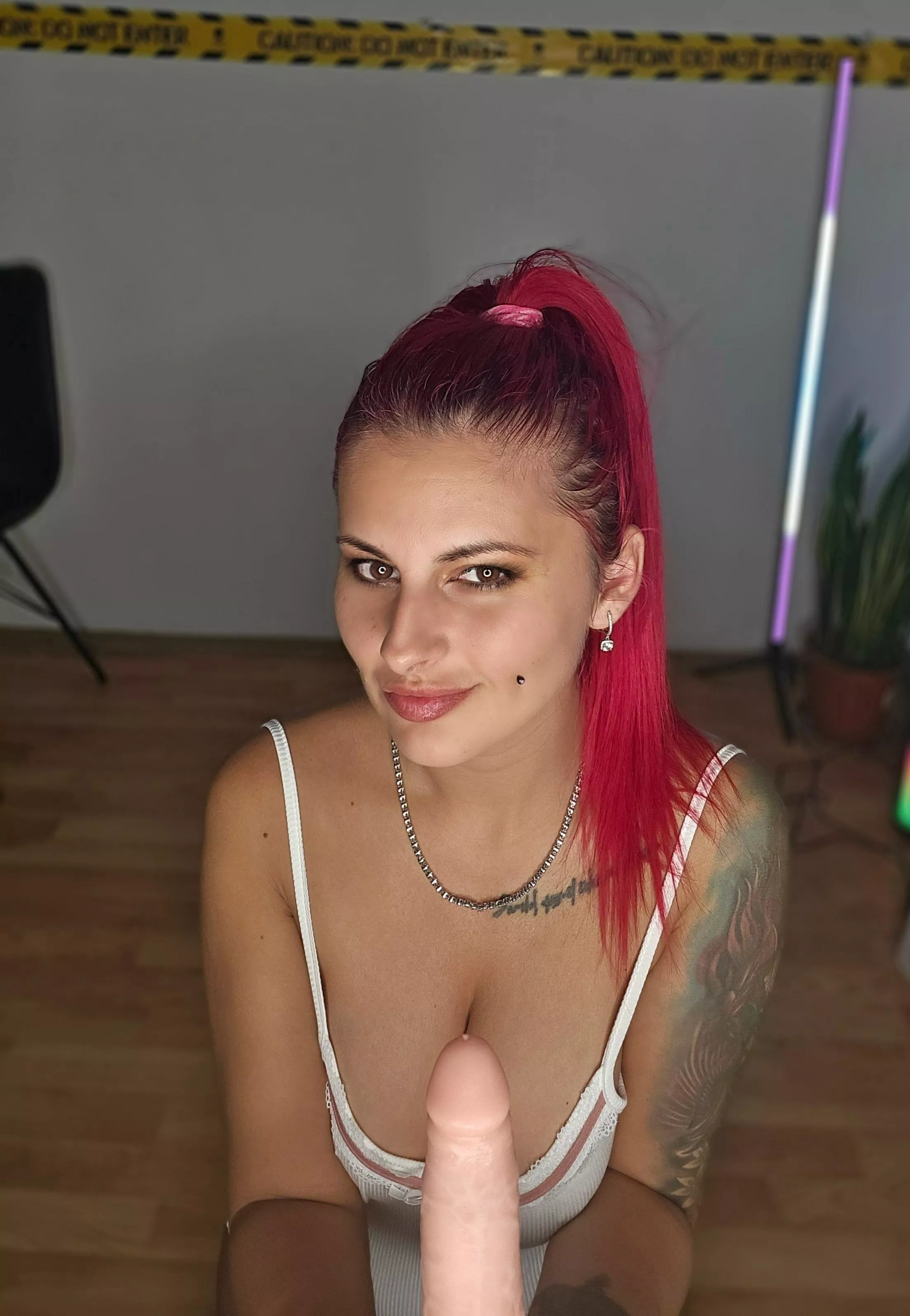 perfect ponytail for you to hold onto while I blow yours