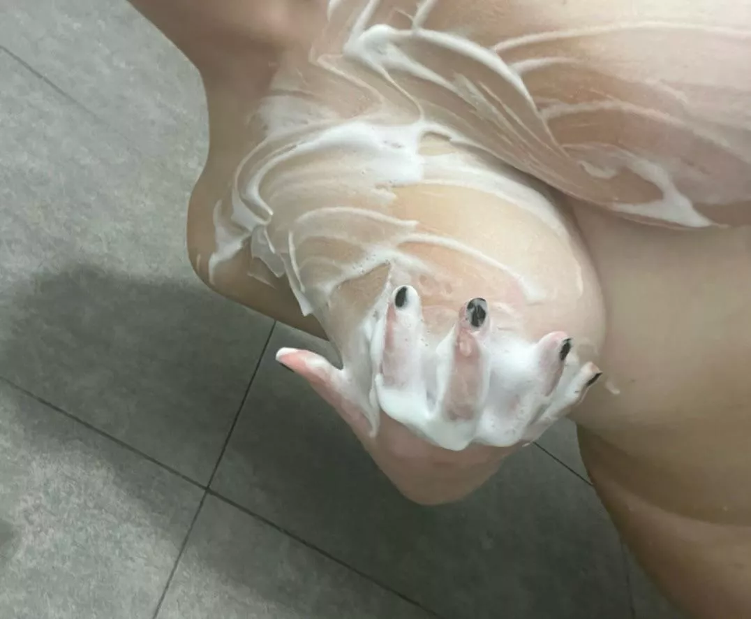 So horny, take another solo guys 🤤