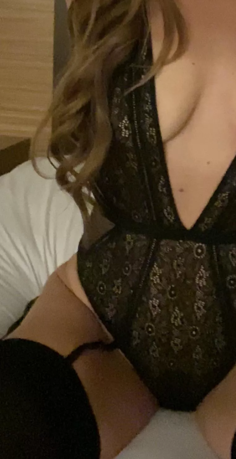 (STL)think you can seduce her? 