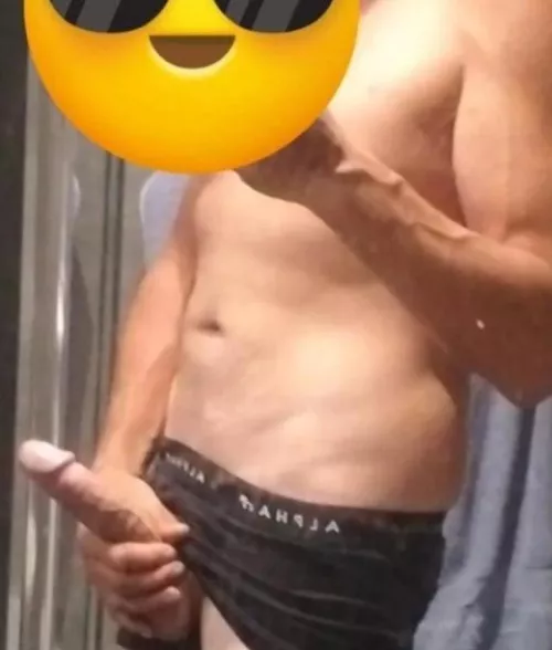 Who wants it? M4f/mf hosting on the south side 