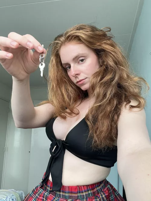 Would you date a girl like me if your sex life only involved eating my pussy while being locked up