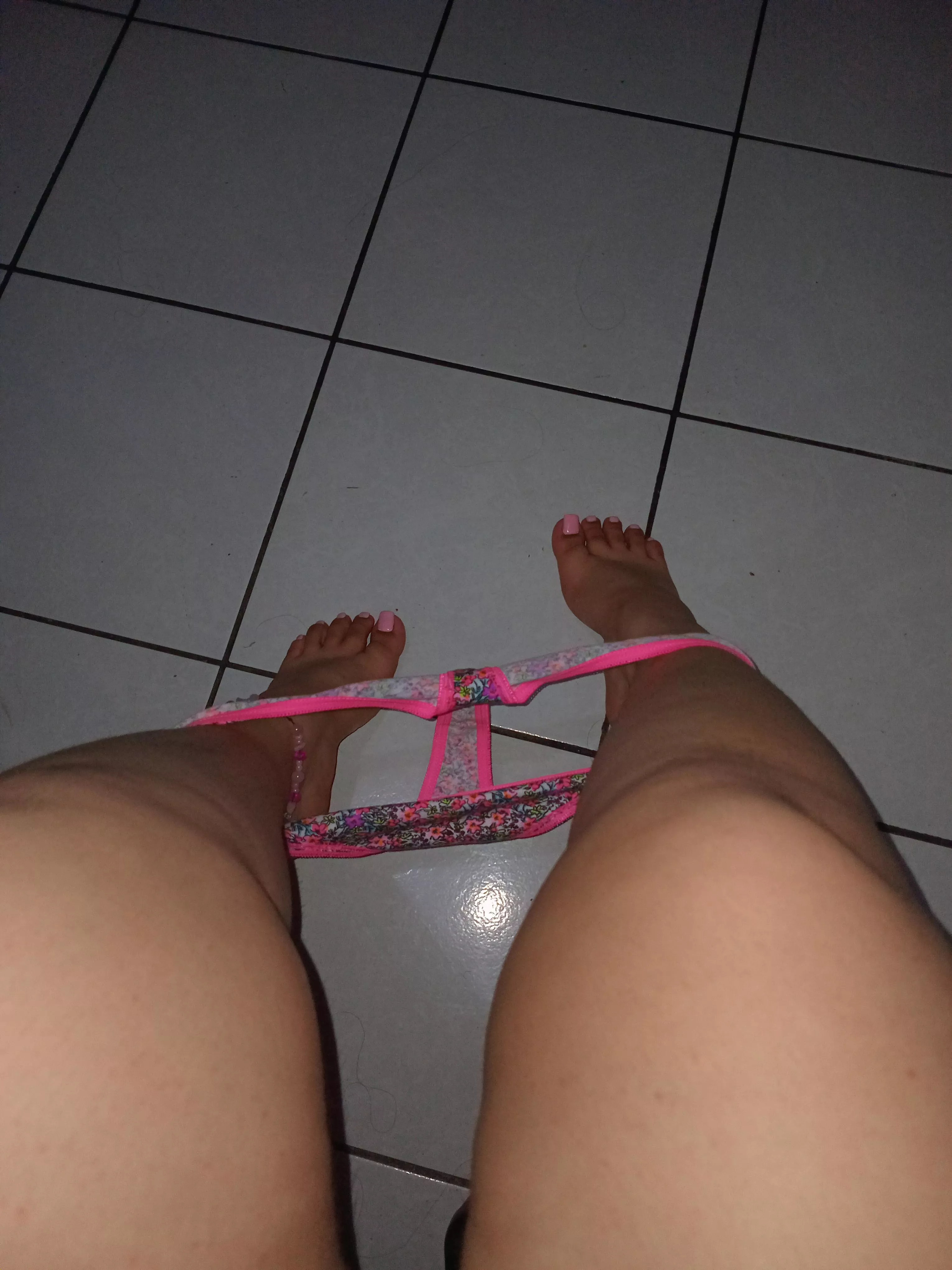 You're a weak, you get weaker when you send and that makes me horny asf