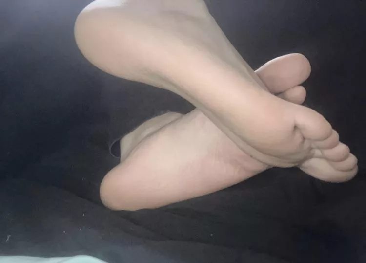 You're in luck, my feet are available to do some video calls right now, I have an offer: 10 minutes on video call for only 3 dollars (paypal only) DM if you're interested