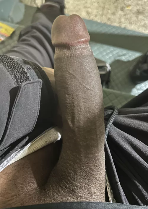 22m nyc looking to host 