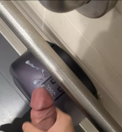 airport bathroom tag [18]