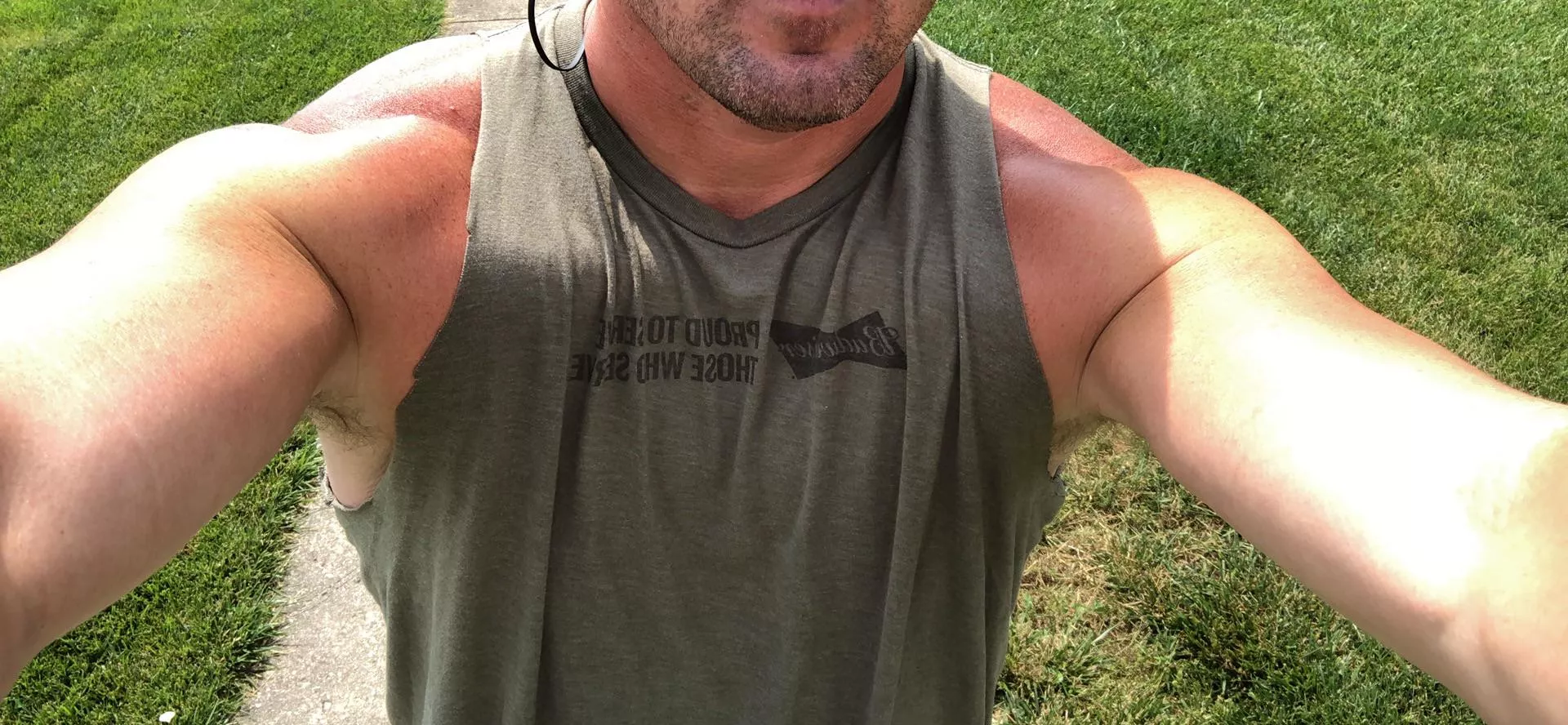 Alpha male with thick cock looking for fun.  Scott County