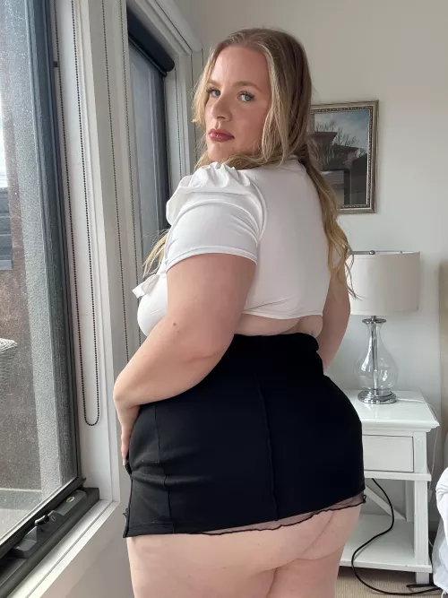 bend me against the window