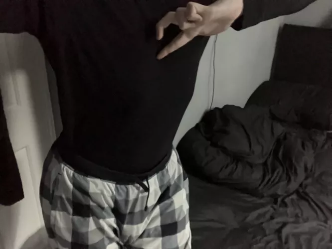 Feeling tired... wanna cuddle?