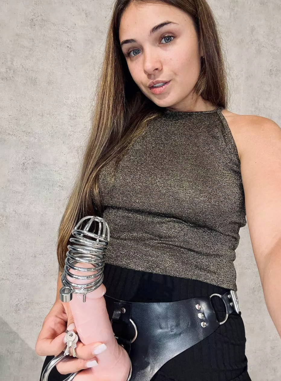 Hey , sissy ,even if that cage is too small for your dick - you have to be patient and ready for our lesson. 