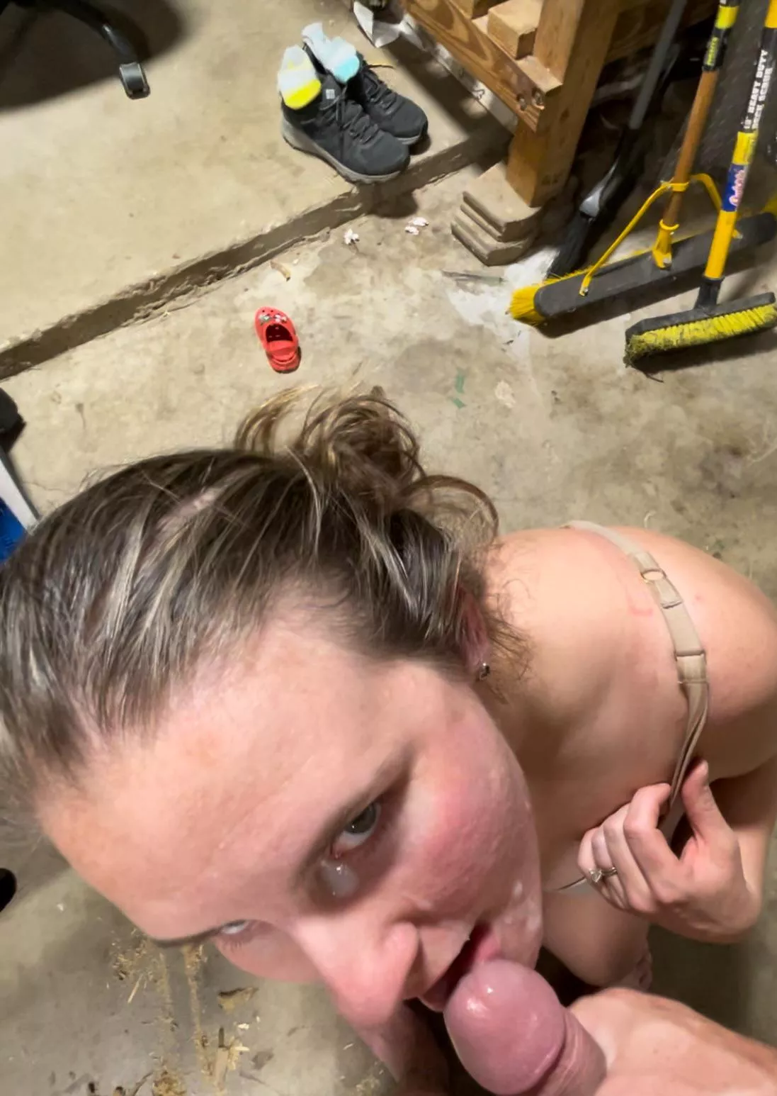 I wanted more most went in my mouth🤤🤤