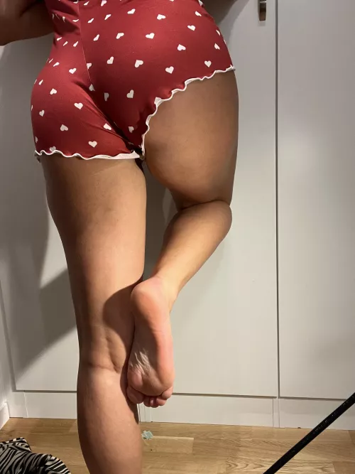 Just dropping by to put a little wobble in your weekend; you’re welcome