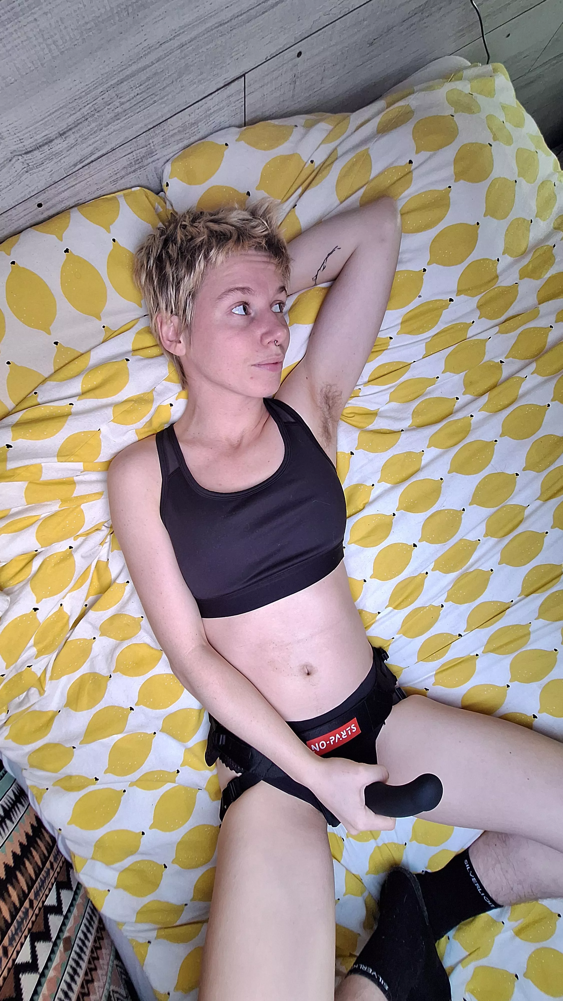 Learning how to take dickpics, how am I doing?