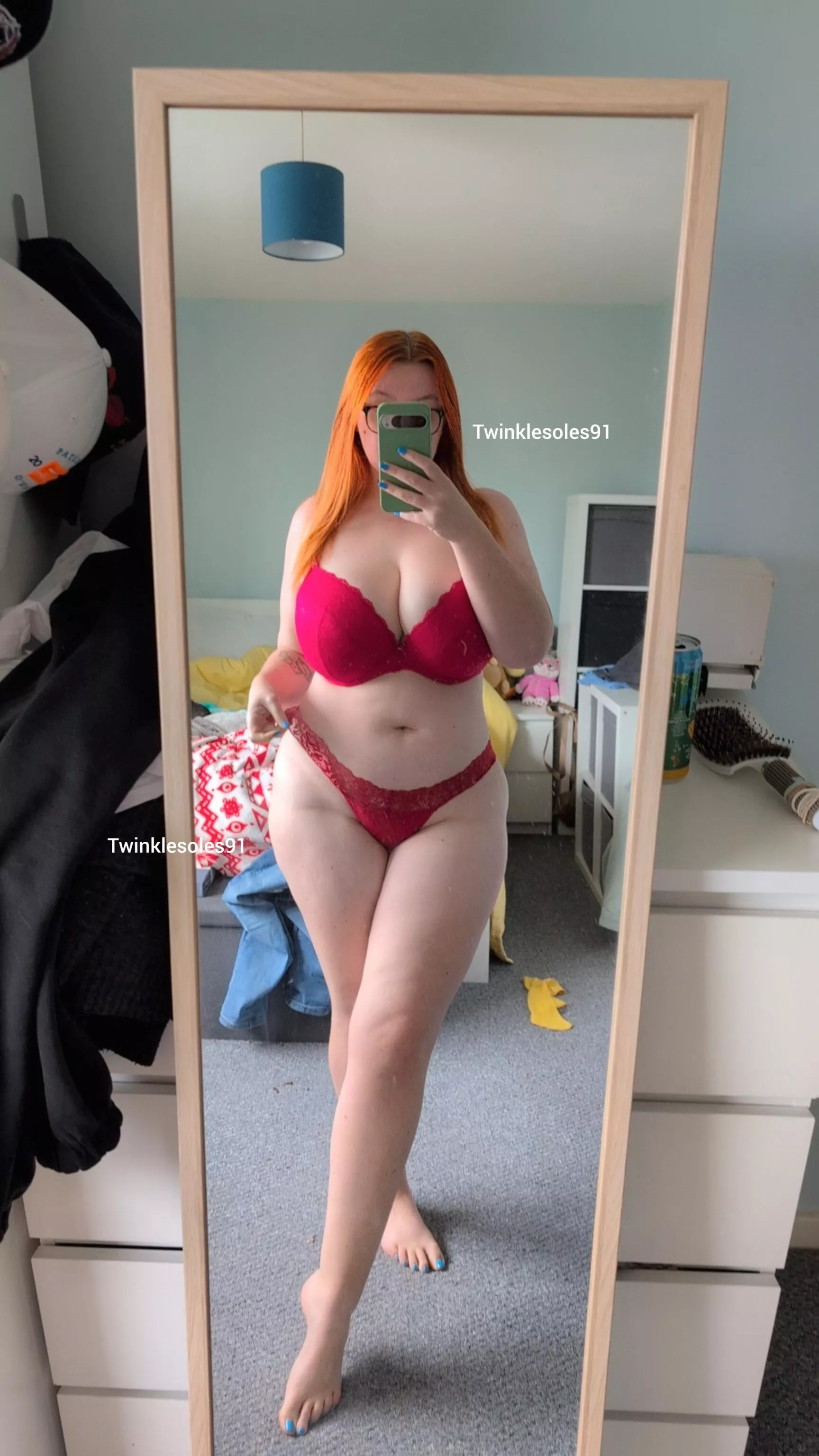 Let me be your favourite lady in red