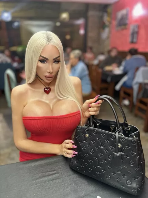 Plastic blondes are elite trophies