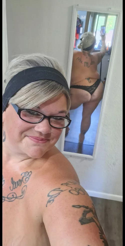 This is an ass that belongs in your face 