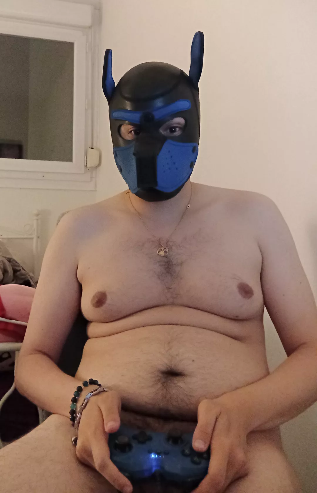 Who want to play with me ? :3