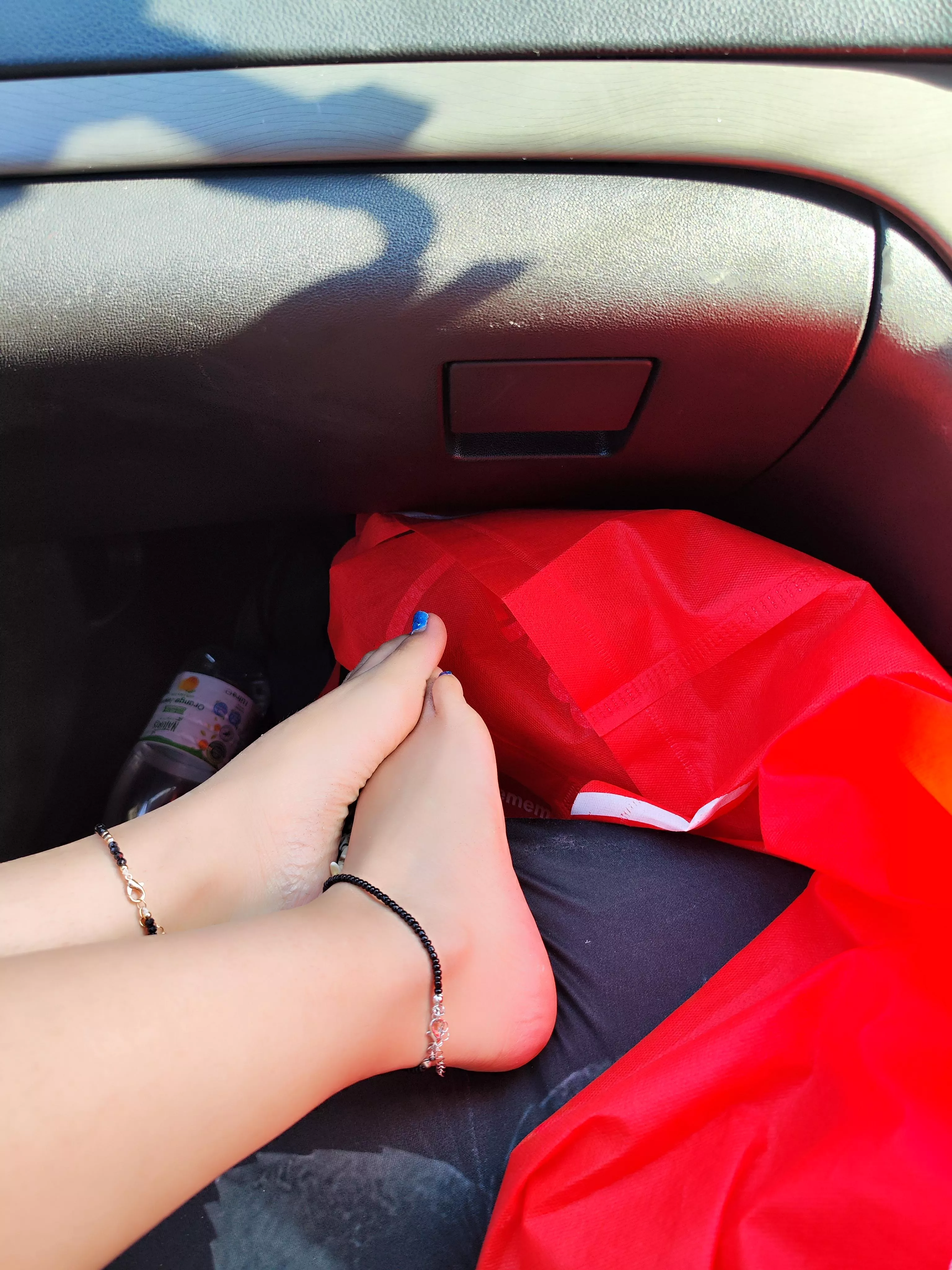 Can i put these in your lap 