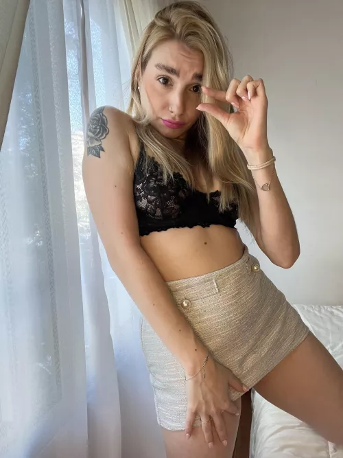 really less than six inches? apologize to your goddess now