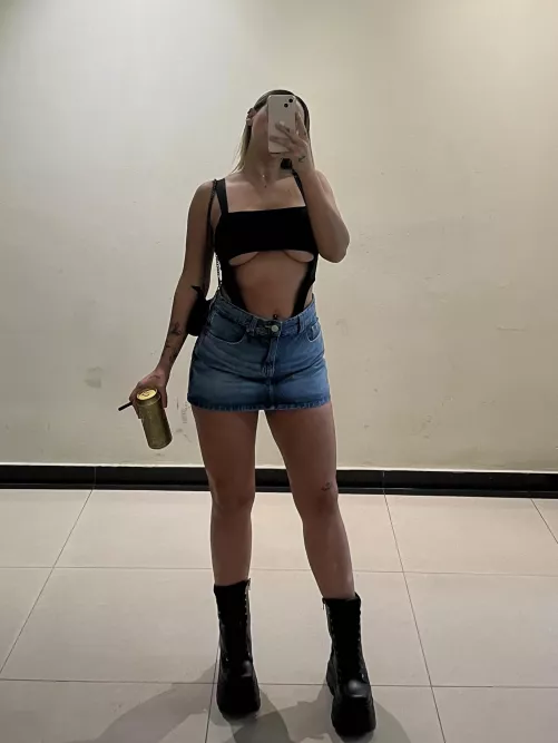 Tiny dick? Better have a big wallet 😈💸