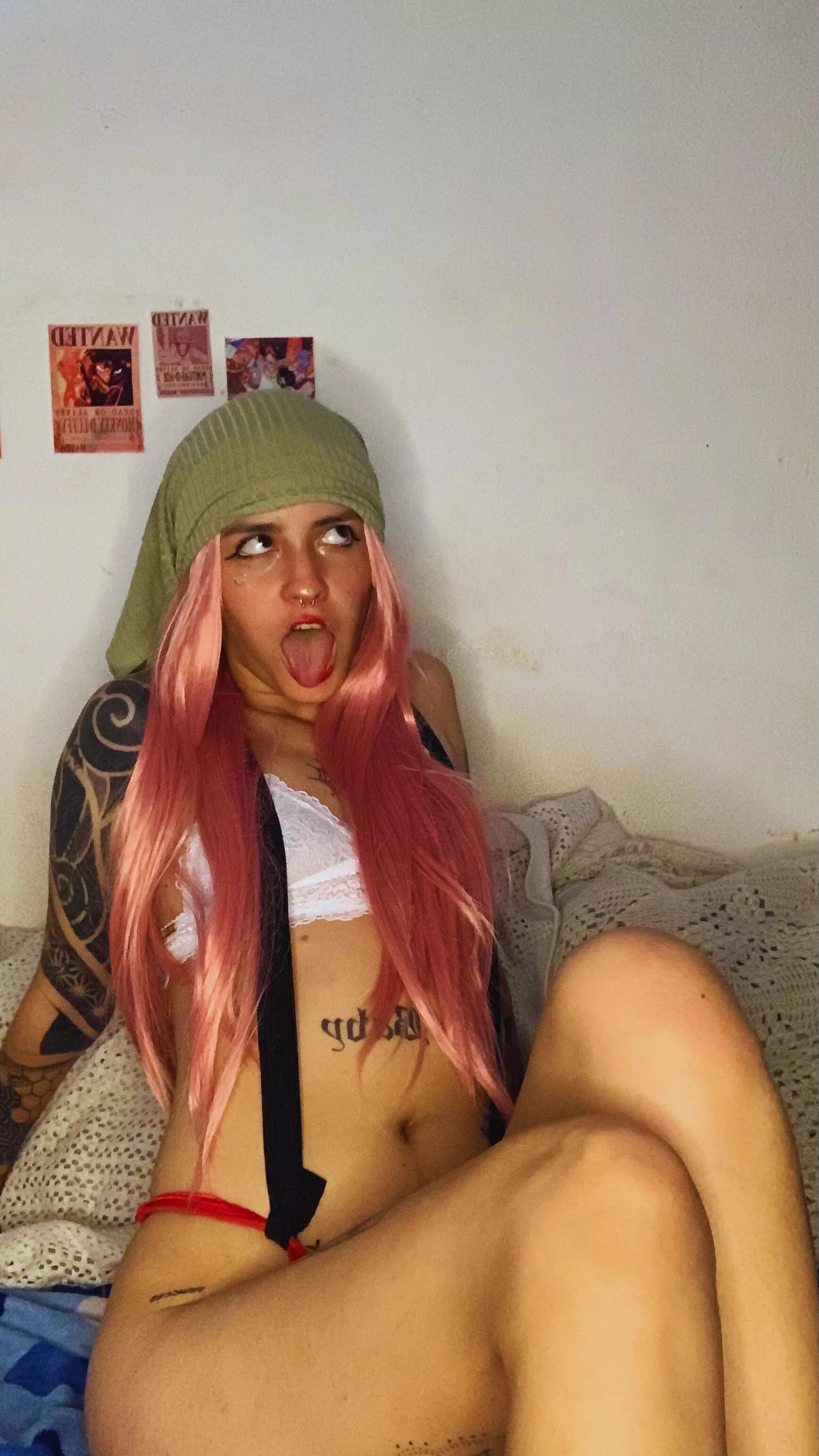 You can put your dick in and I'll stick out my tongue.