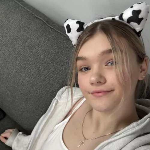 18 [F4M] Texas. Unwrap me