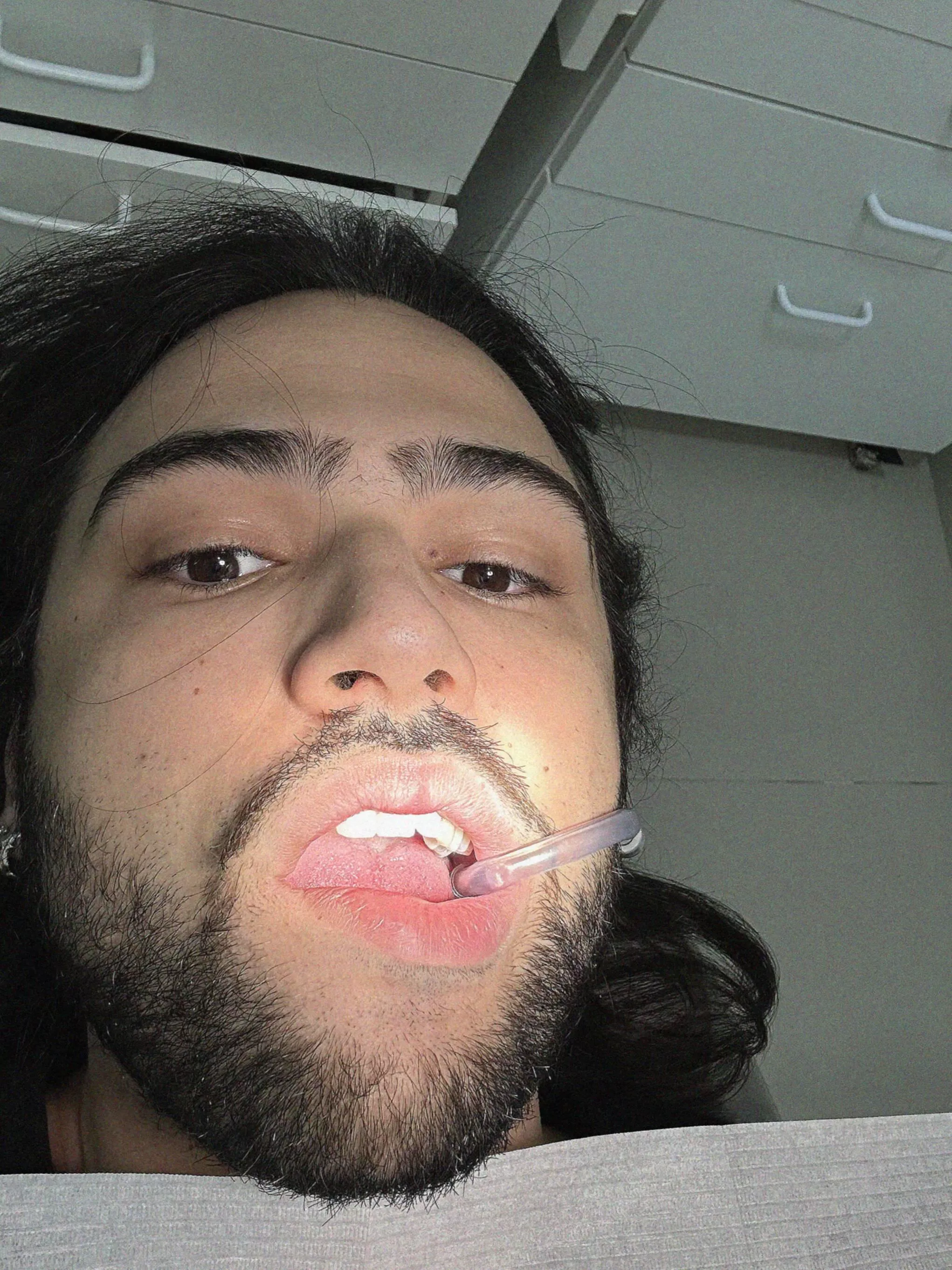 24 [m4m] craving something to fill my mouth, desperate to satisfy the hunger I’ve been yearning for