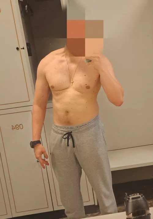 (27) suche feminine Femboys/sissys aus FFM und Umgebung 