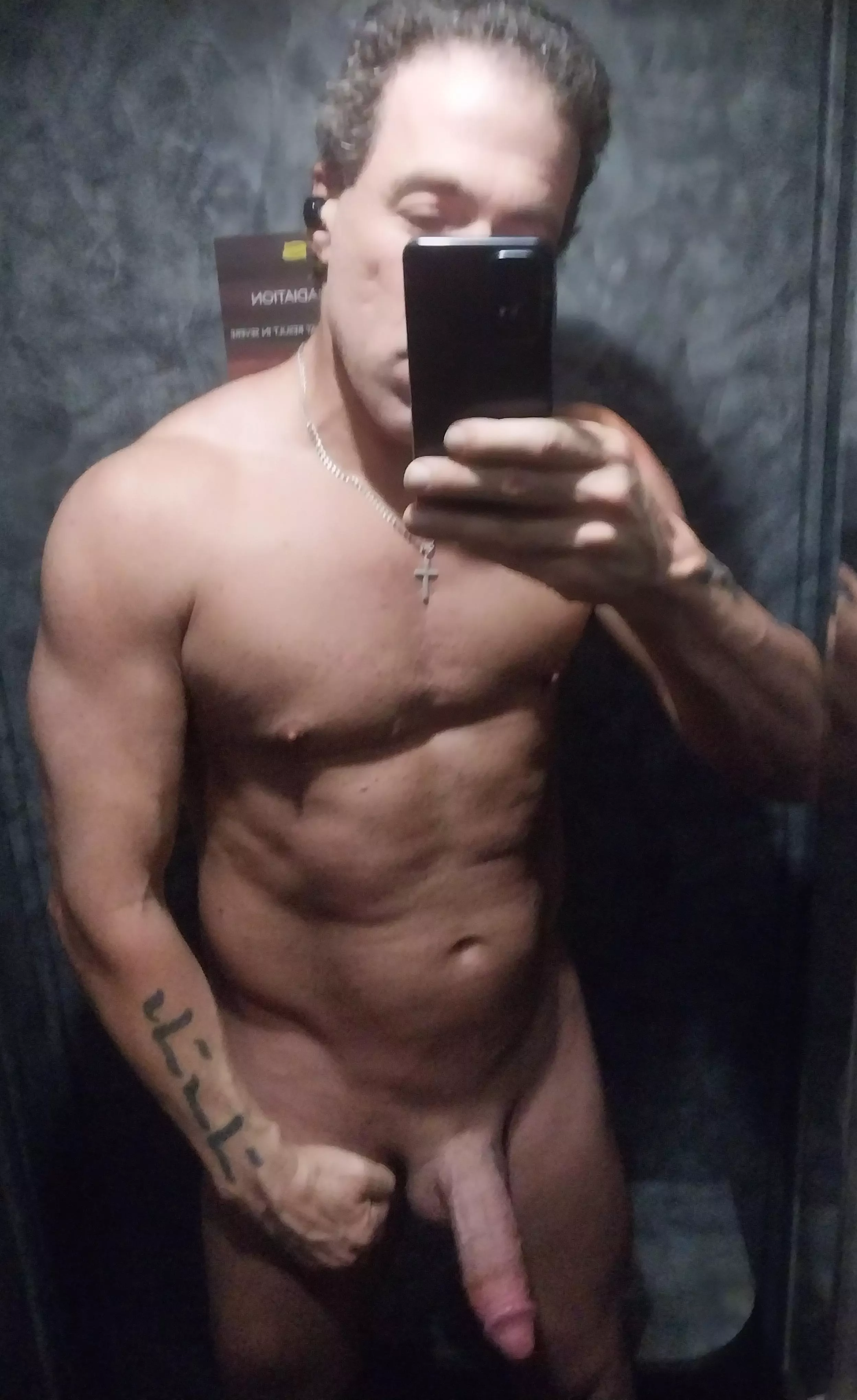 [46], 6', 187.5 lbs. Just back after a three-week gym break.