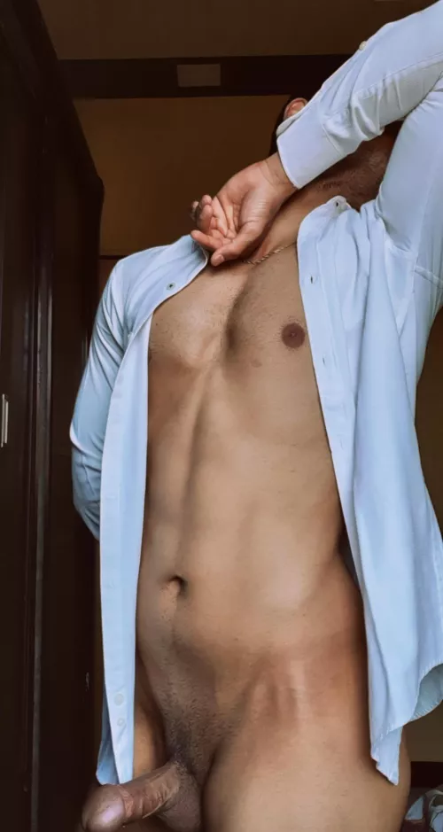 Any smol dick enthusiasts?👉🏻👈🏻?