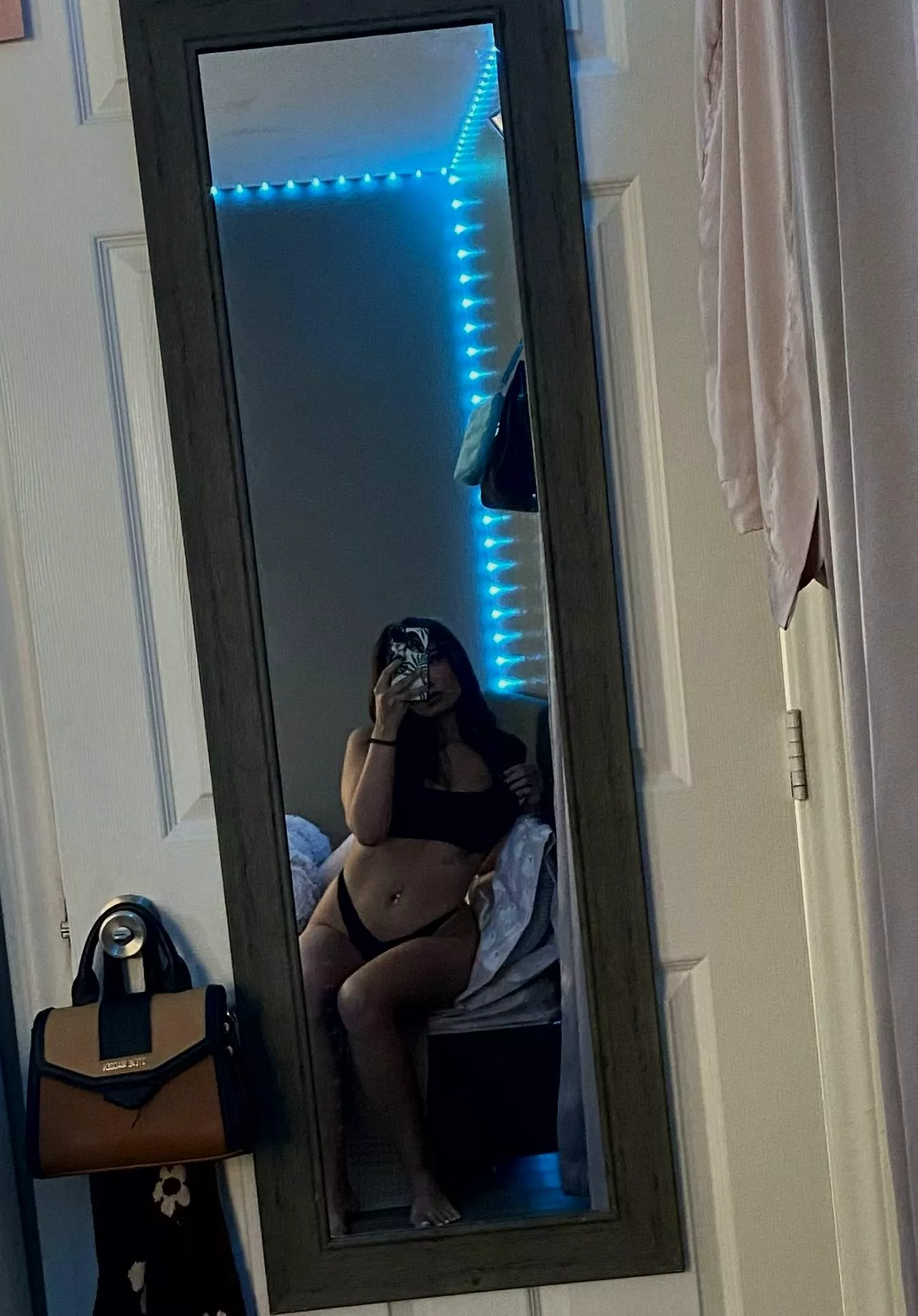 do I look good in black?