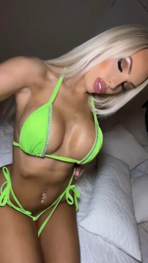 Do you think I should wear a smaller bikini?